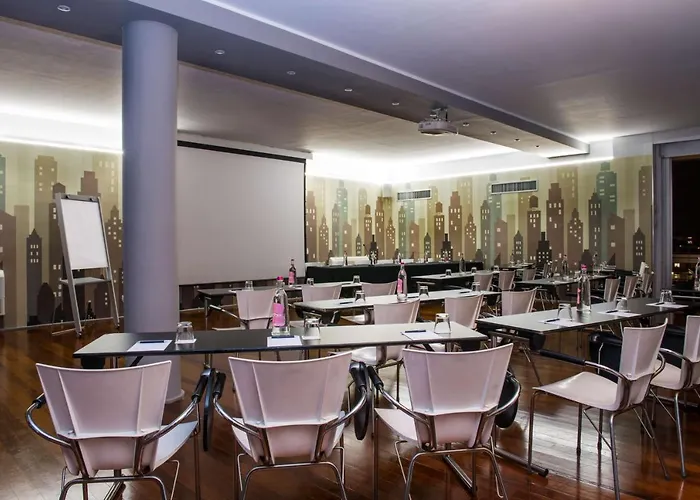 מלון Radisson Blu Es. Hotel,