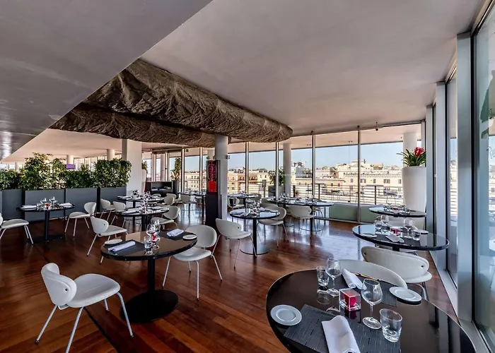 מלון Radisson Blu Es. Hotel,