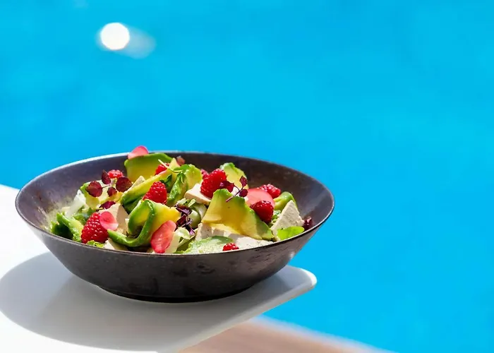 מלון Radisson Blu Es. Hotel, 5*